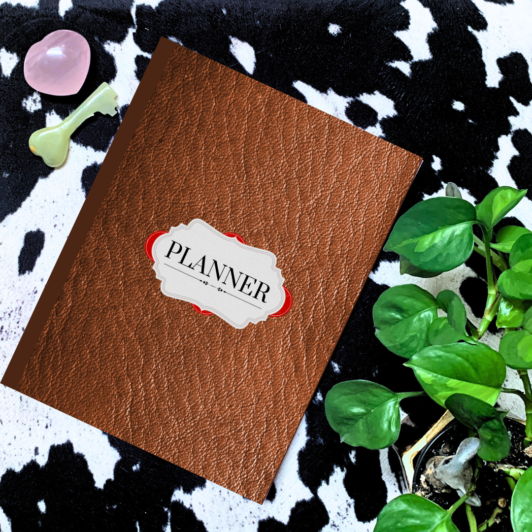 MoSt Simple Monthly Weekly Planner with Notes, 5 years, Paperback
